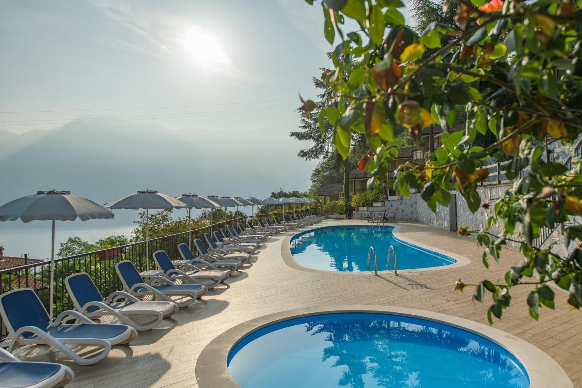 Residence Oasi Limone sul Garda Extérieur photo