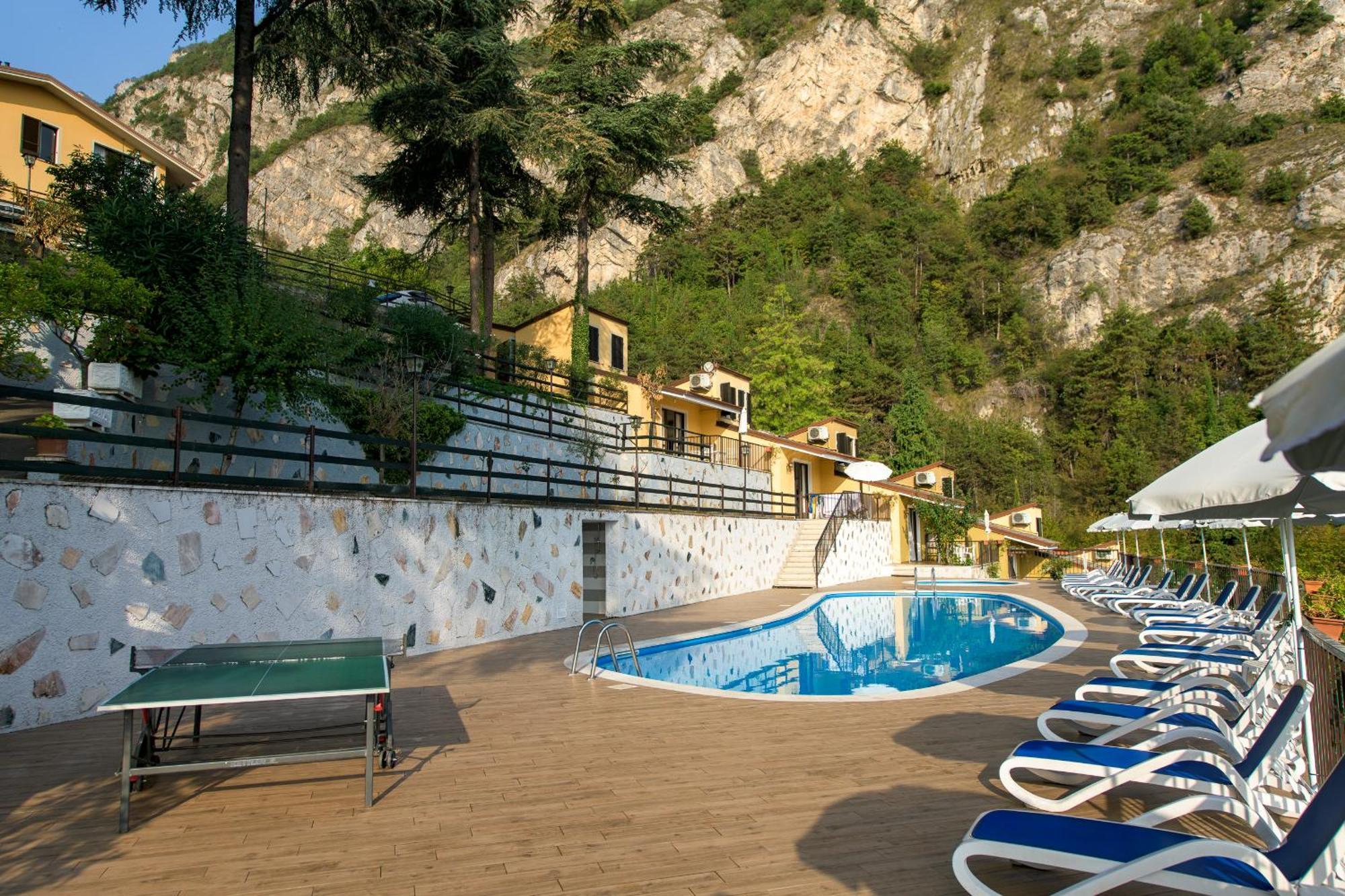 Residence Oasi Limone sul Garda Extérieur photo