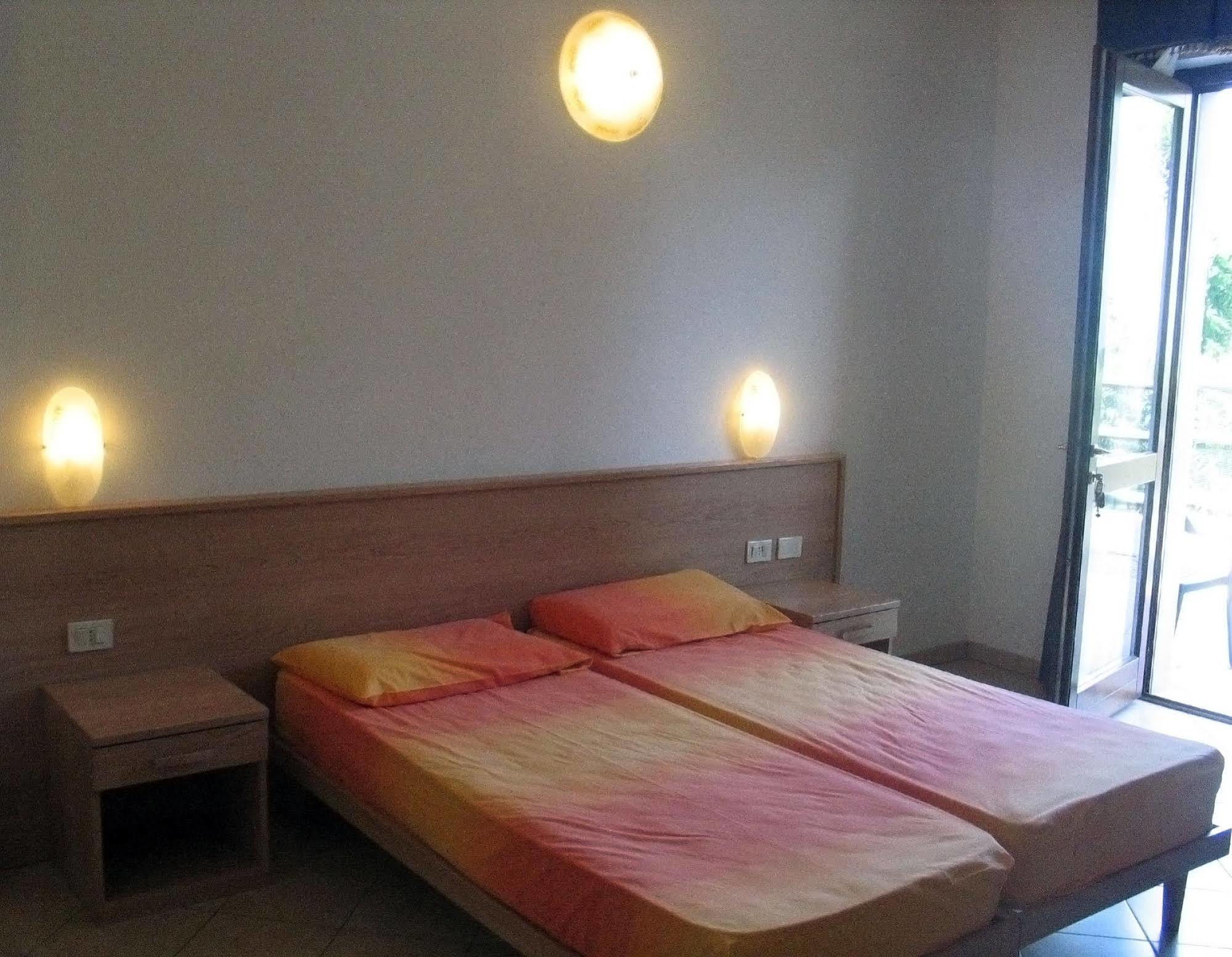 Residence Oasi Limone sul Garda Extérieur photo