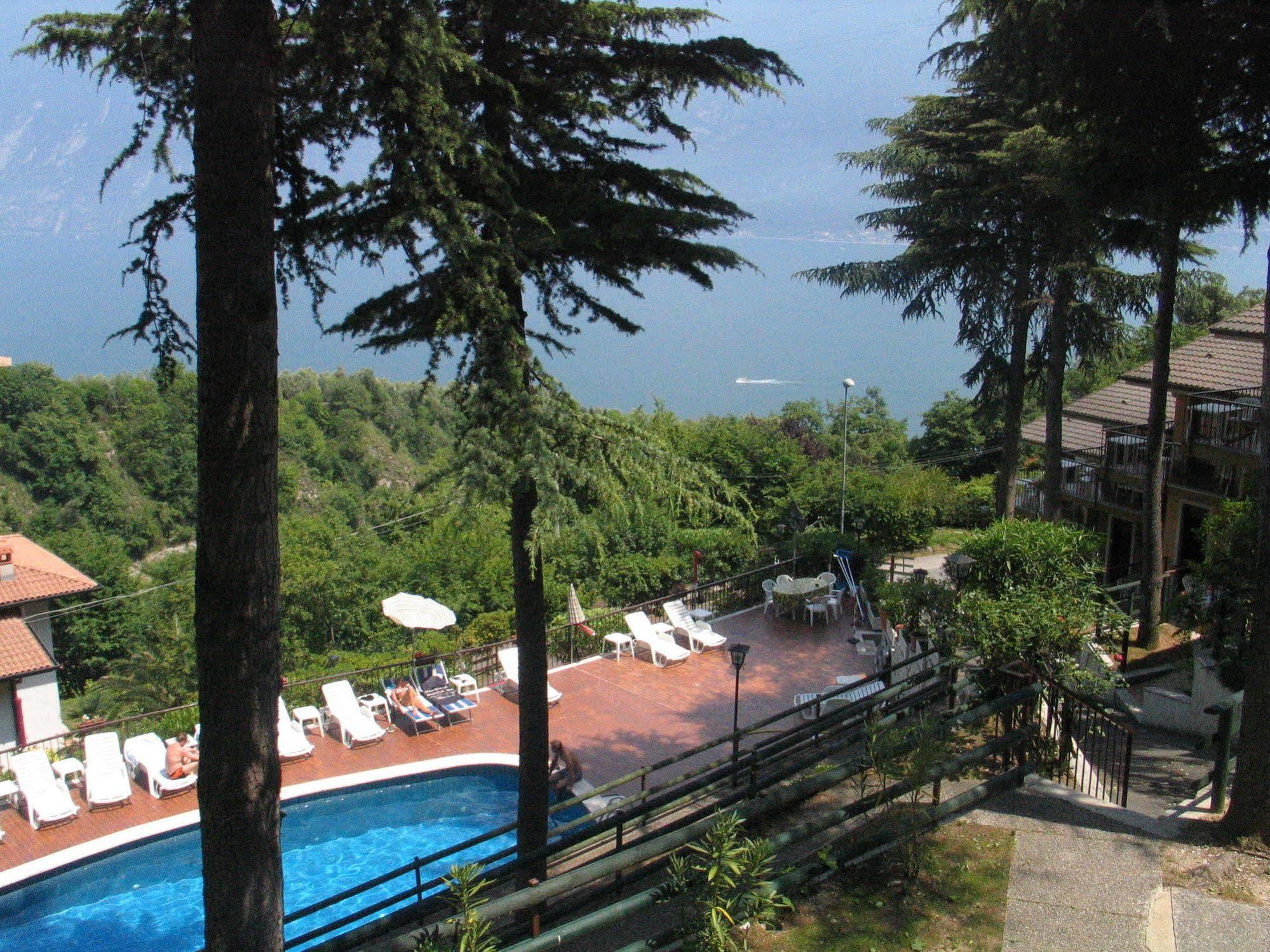 Residence Oasi Limone sul Garda Extérieur photo